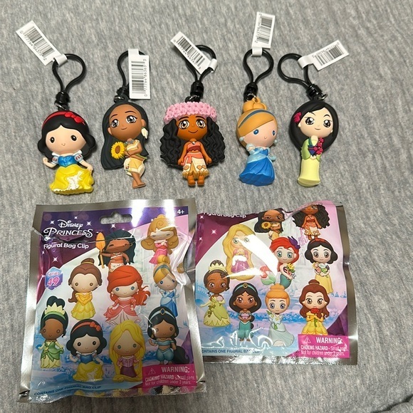 Disney Princess Figural Bag Clip Keychain collectible Disneyland - Picture 1 of 9